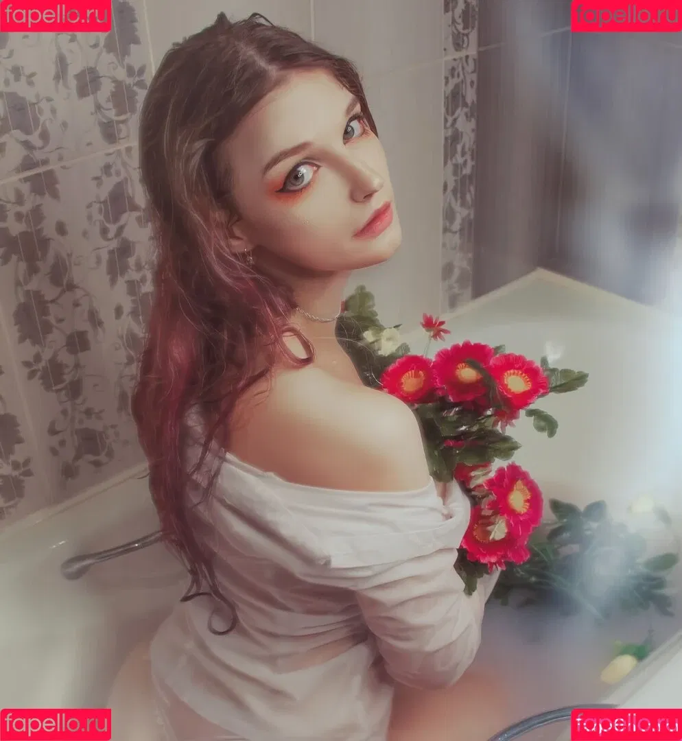 misaki23 Onlyfans Photo Gallery 