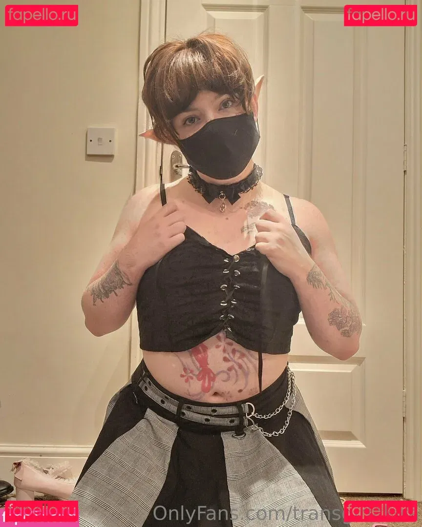 transgirlakira Onlyfans Photo Gallery 