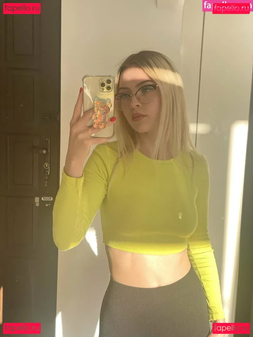 theelisevans Onlyfans Photo Gallery 