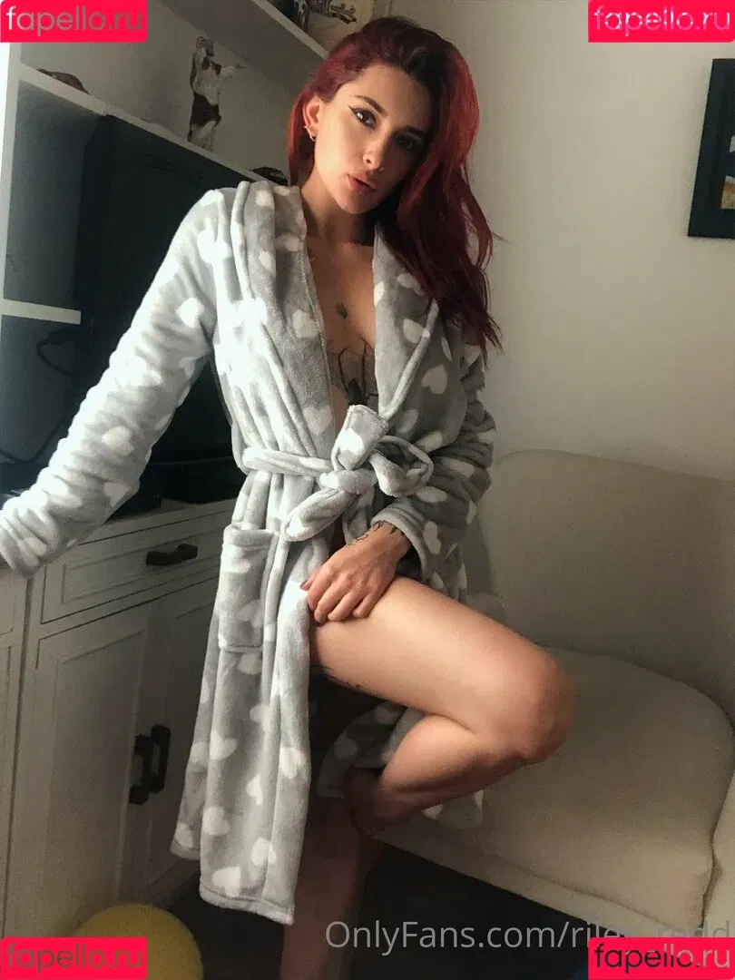 Riley Red Onlyfans Photo Gallery 
