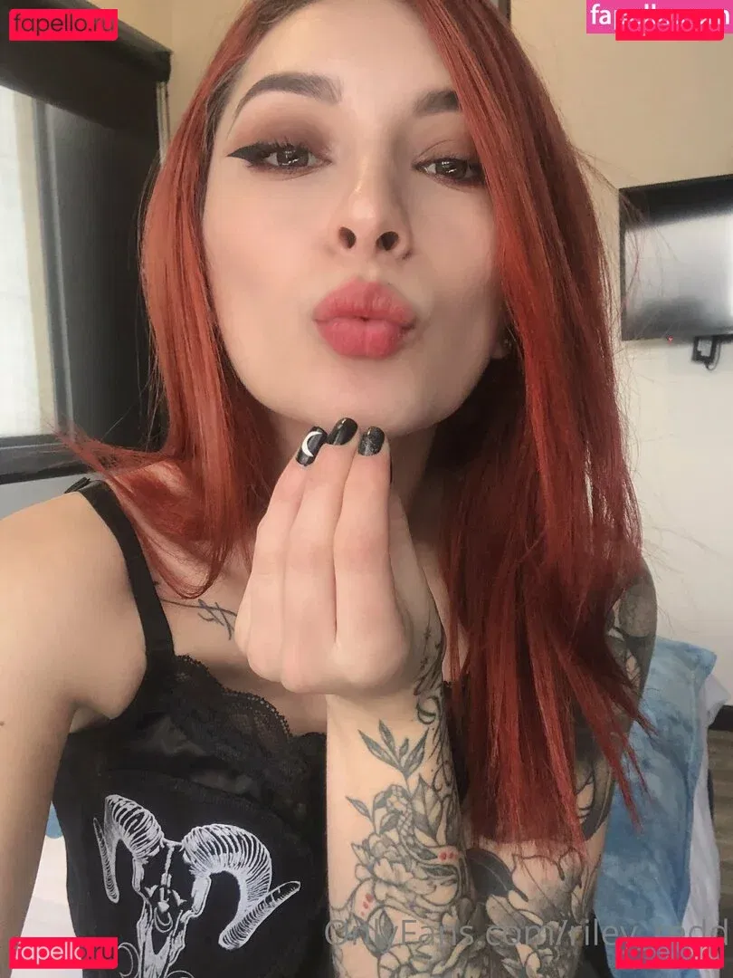 Riley Red Onlyfans Photo Gallery 