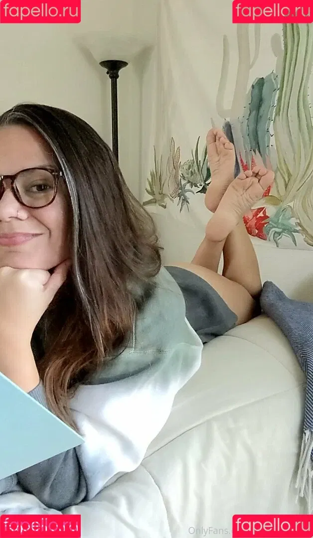loveleearches Onlyfans Photo Gallery 