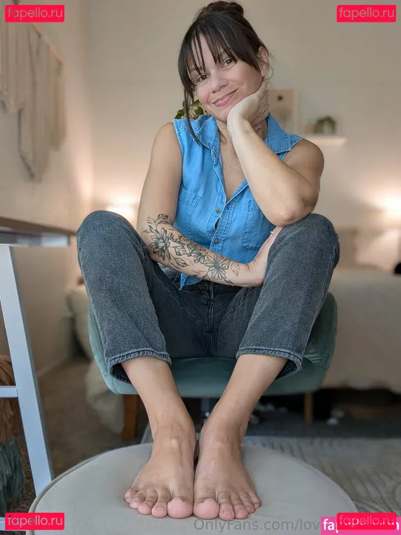 loveleearches Onlyfans Photo Gallery 