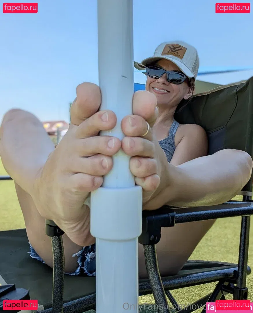 loveleearches Onlyfans Photo Gallery 