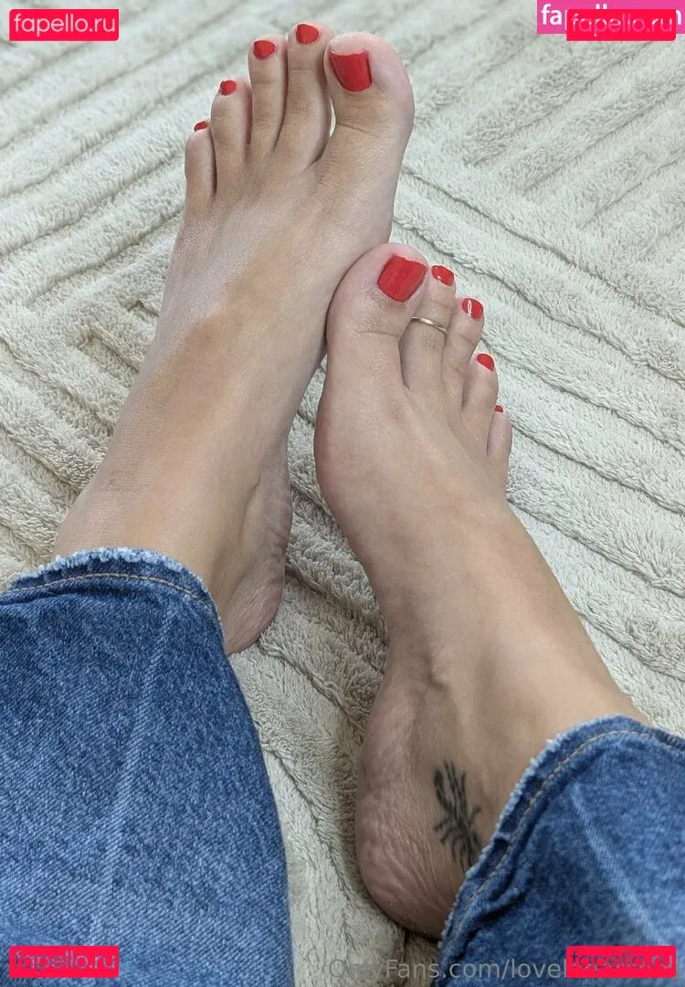 loveleearches Onlyfans Photo Gallery 