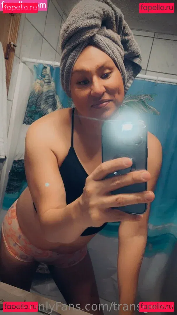 tgirl35 Onlyfans Photo Gallery 