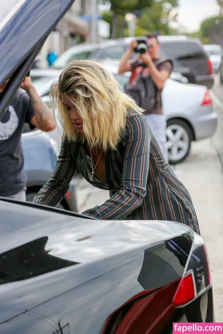 Sofia Richie Onlyfans Photo Gallery 