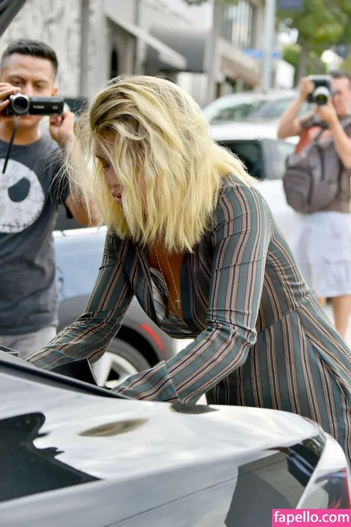 Sofia Richie Onlyfans Photo Gallery 