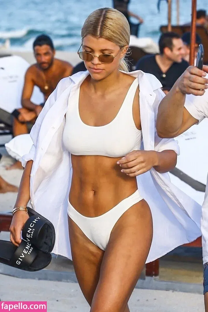 Sofia Richie Onlyfans Photo Gallery 