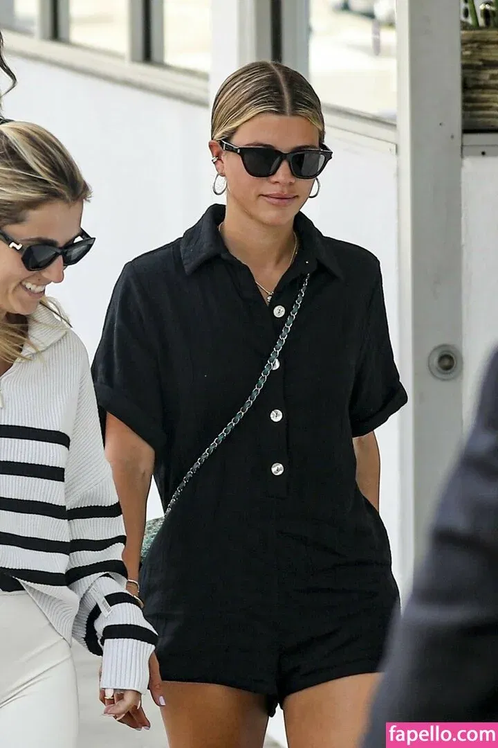 Sofia Richie Onlyfans Photo Gallery 