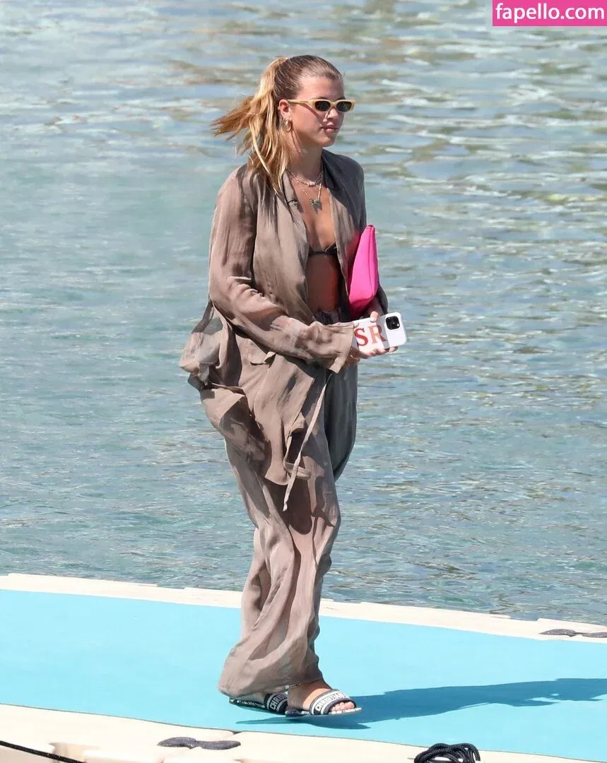 Sofia Richie Onlyfans Photo Gallery 