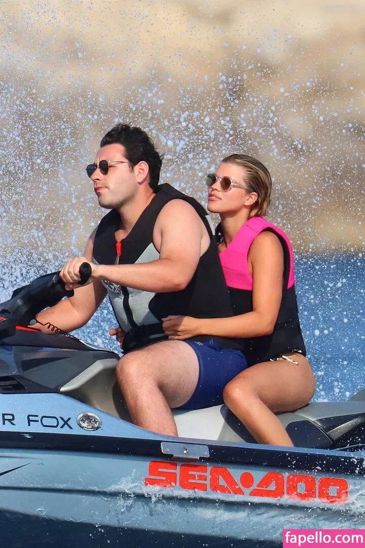 Sofia Richie Onlyfans Photo Gallery 