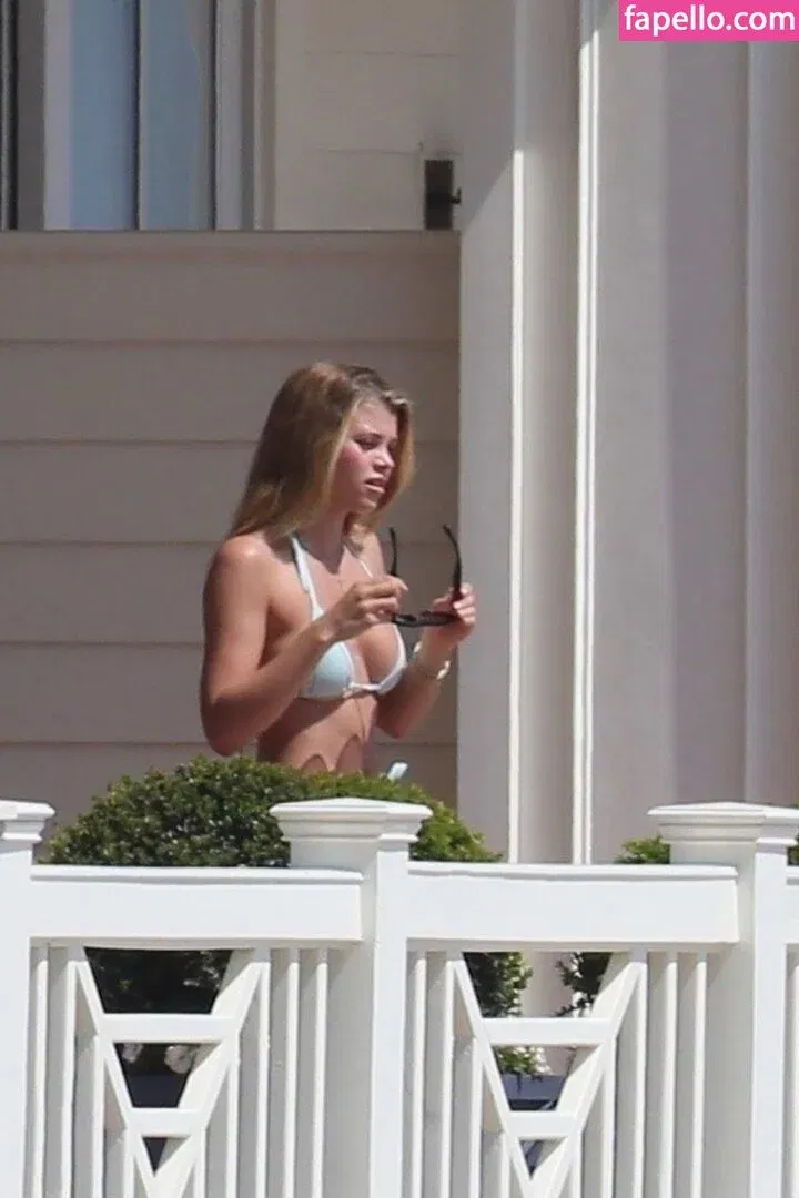 Sofia Richie Onlyfans Photo Gallery 