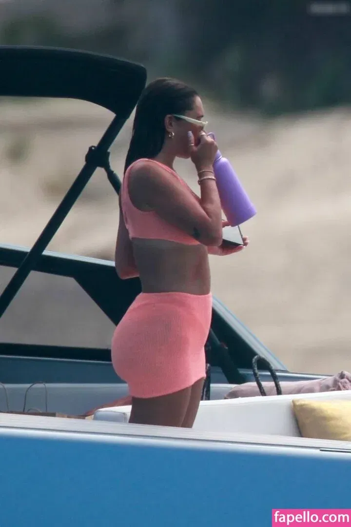 Sofia Richie Onlyfans Photo Gallery 