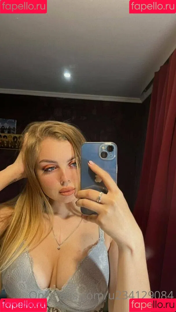 tiiiiits_queen Onlyfans Photo Gallery 