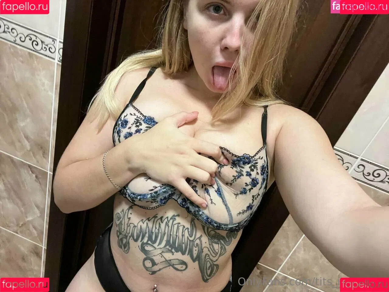 tiiiiits_queen Onlyfans Photo Gallery 