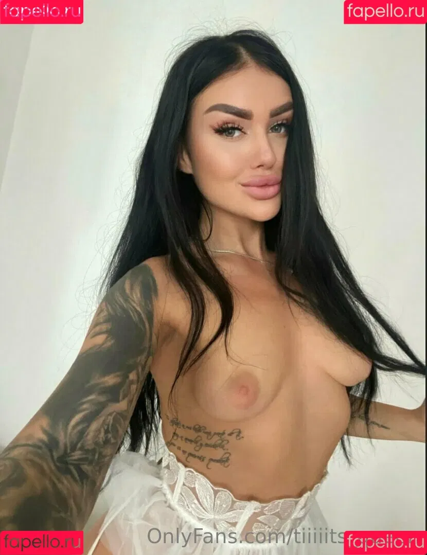 tiiiiits_queen Onlyfans Photo Gallery 
