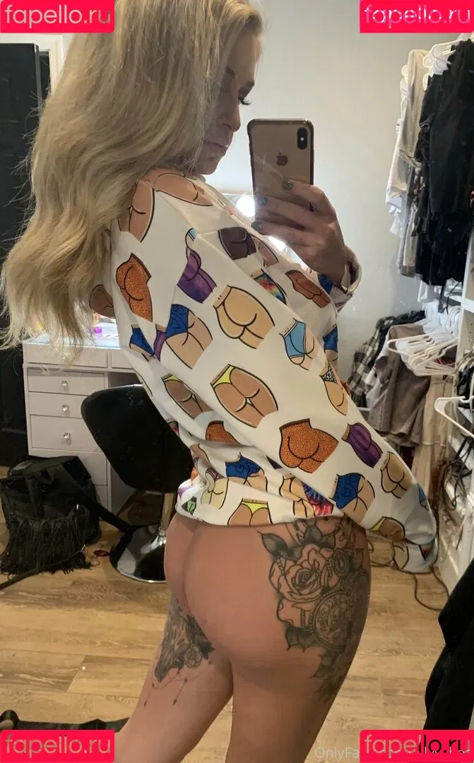allyyybee Onlyfans Photo Gallery 