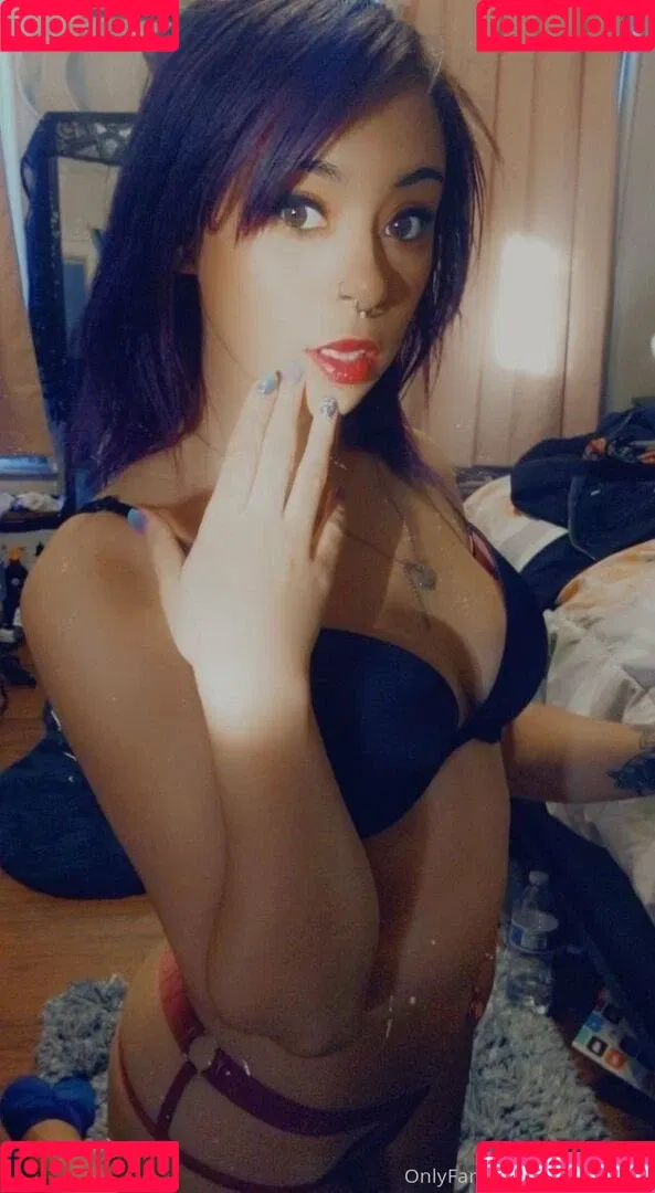 mercurymars Onlyfans Photo Gallery 