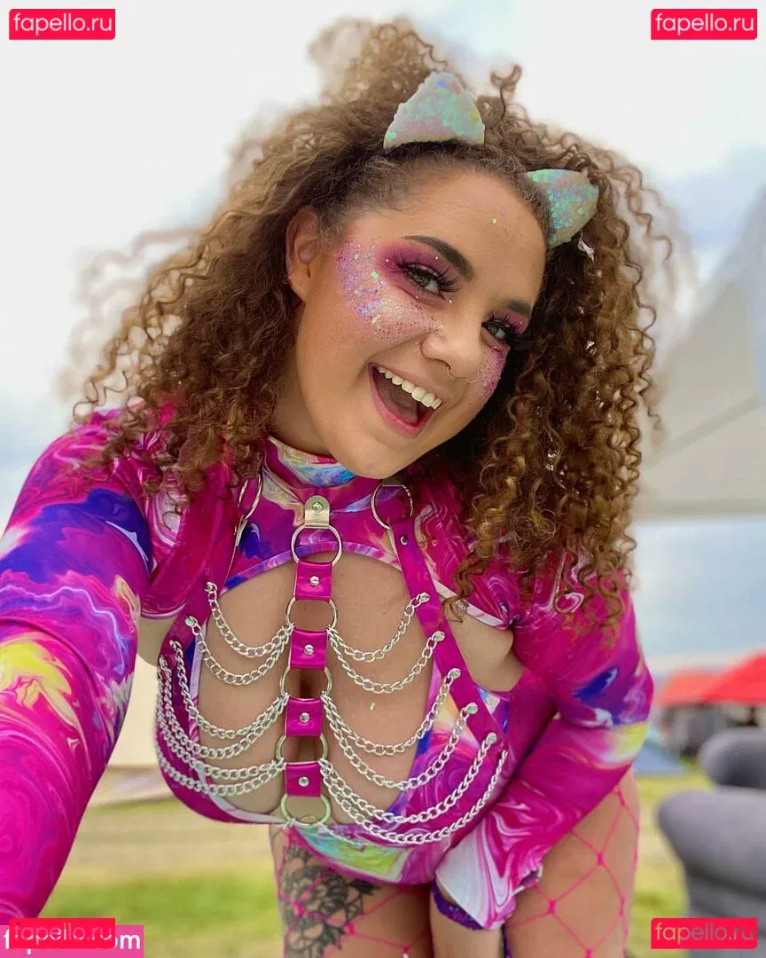 jjmariecurls Onlyfans Photo Gallery 