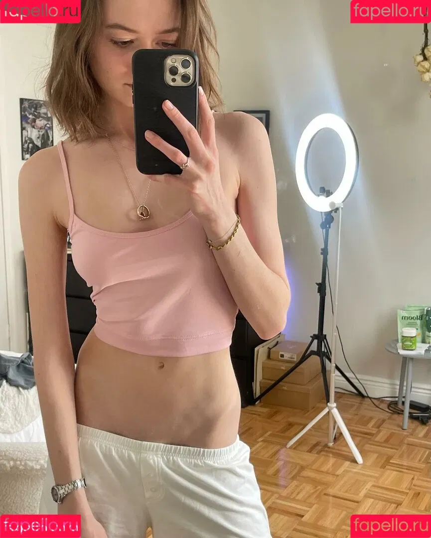 caitlinerinoneill Onlyfans Photo Gallery 