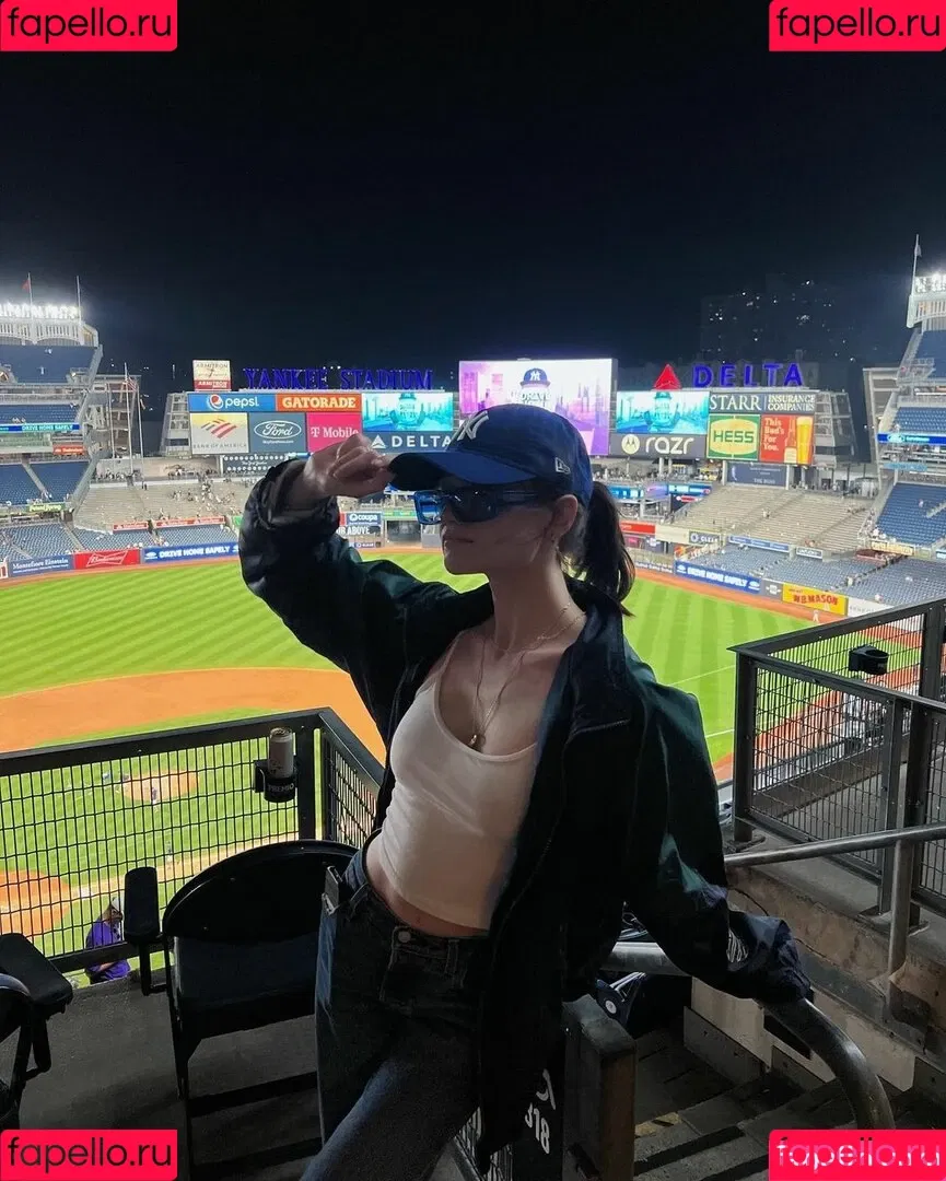 caitlinerinoneill Onlyfans Photo Gallery 