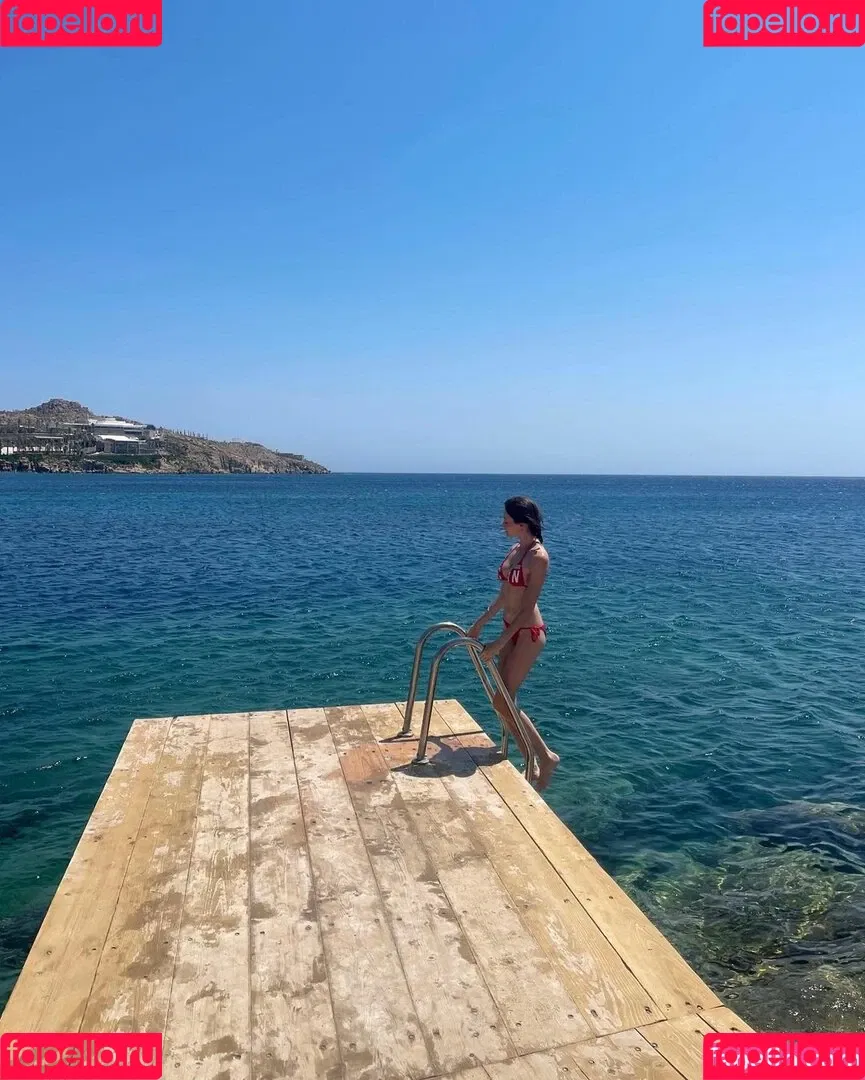 caitlinerinoneill Onlyfans Photo Gallery 