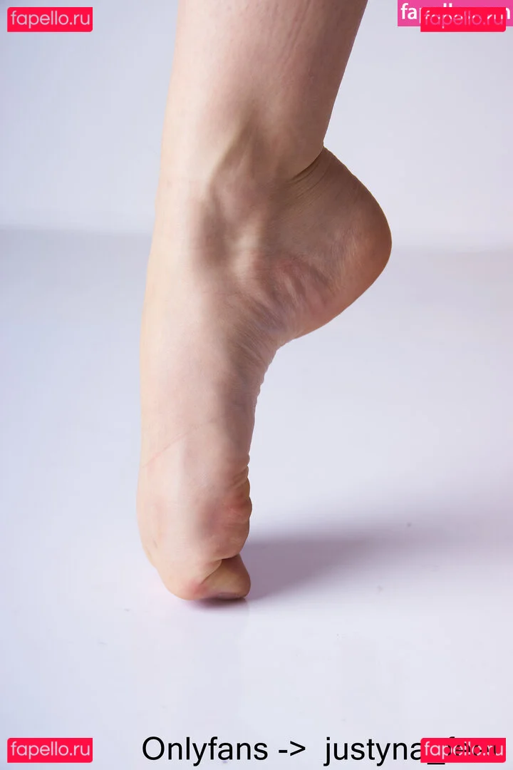 Justyna_feet Onlyfans Photo Gallery 