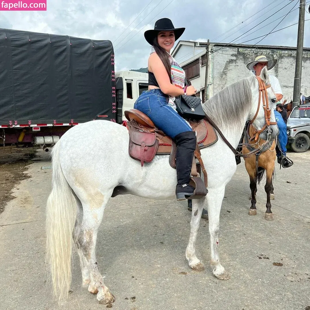 lamartinezruiz Onlyfans Photo Gallery 