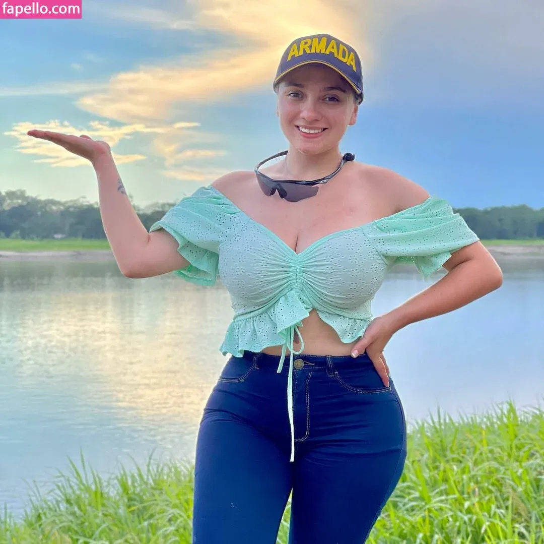 lamartinezruiz Onlyfans Photo Gallery 