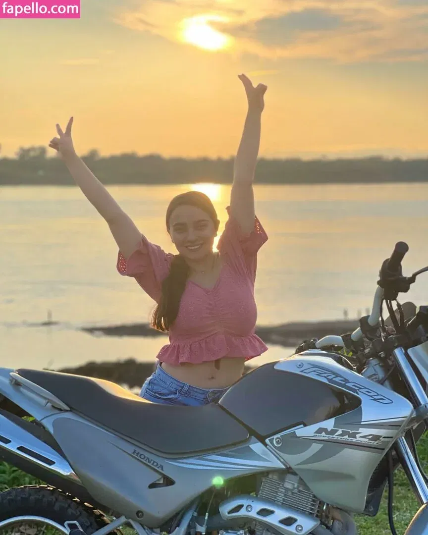 lamartinezruiz Onlyfans Photo Gallery 