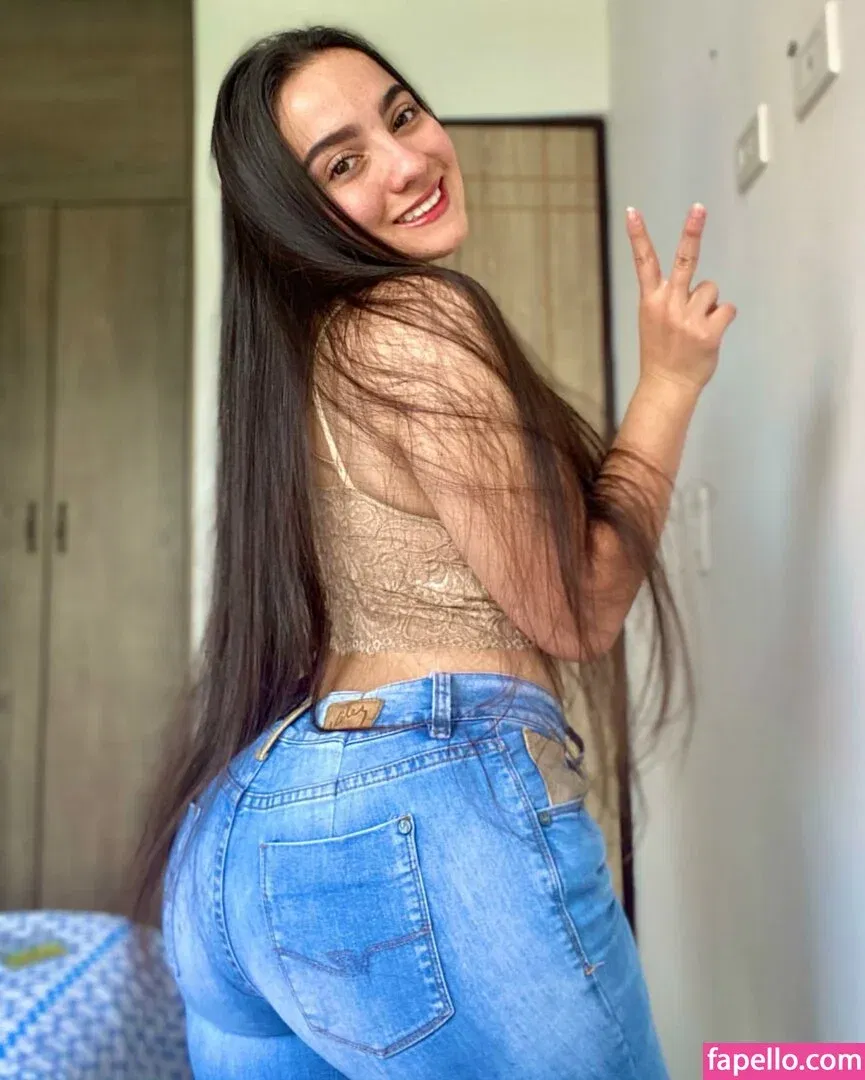 lamartinezruiz Onlyfans Photo Gallery 