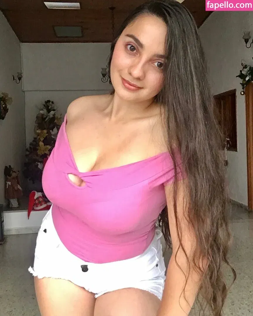 lamartinezruiz Onlyfans Photo Gallery 