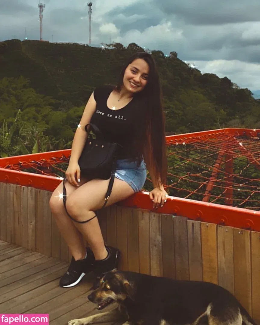 lamartinezruiz Onlyfans Photo Gallery 