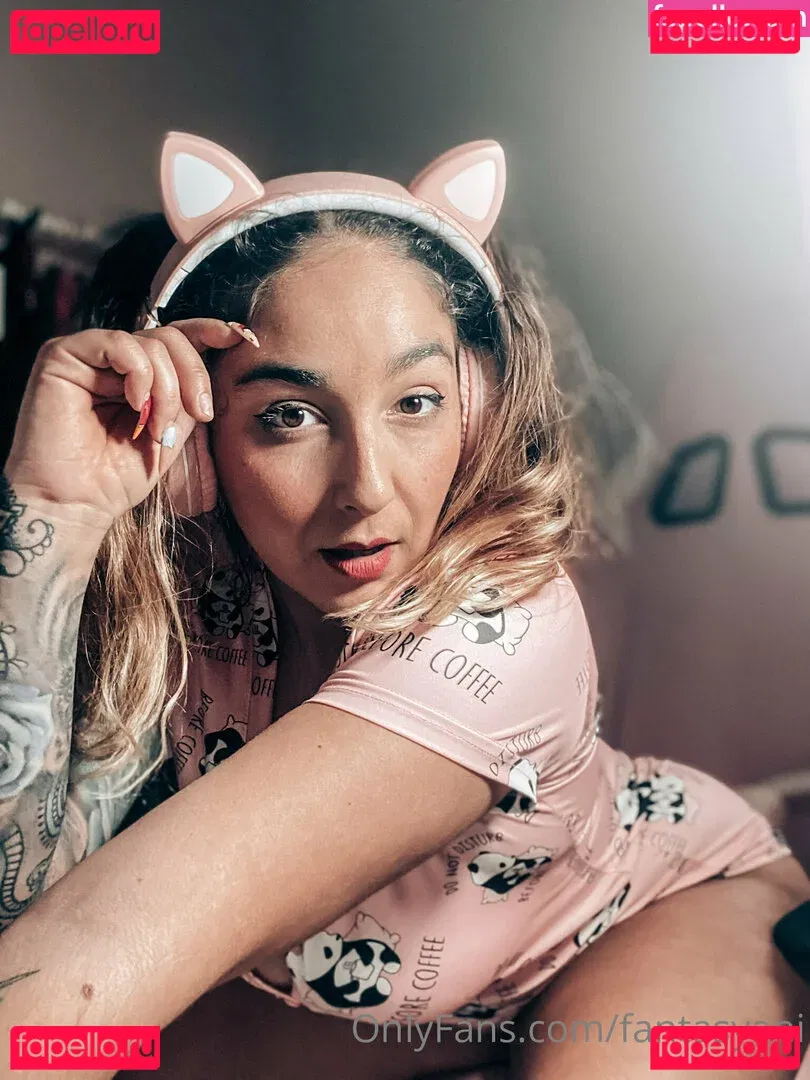 fantasyani Onlyfans Photo Gallery 