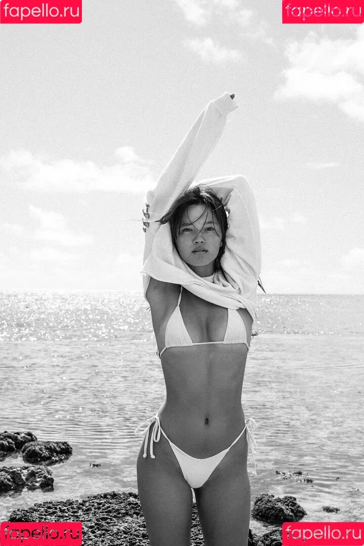 Lily Chee Onlyfans Photo Gallery 
