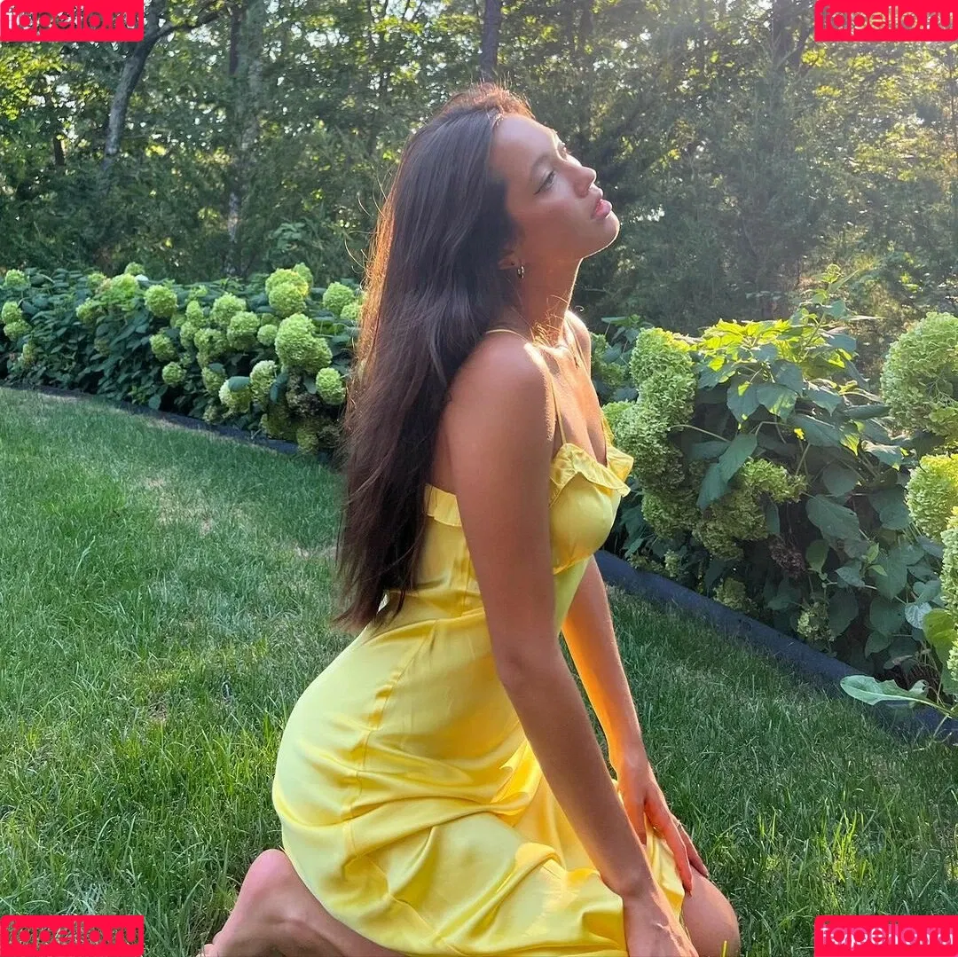 Lily Chee Onlyfans Photo Gallery 