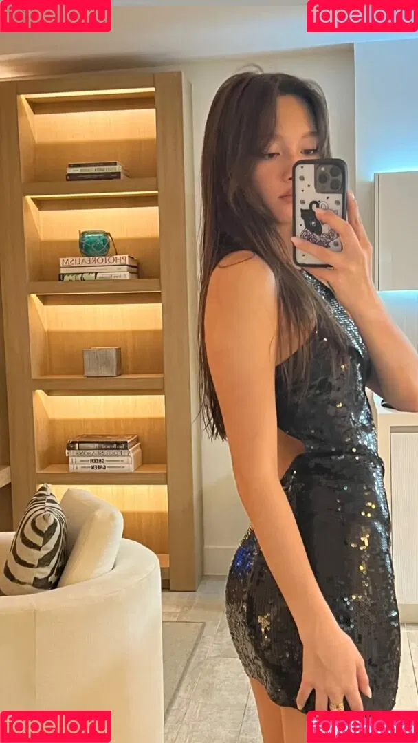 Lily Chee Onlyfans Photo Gallery 