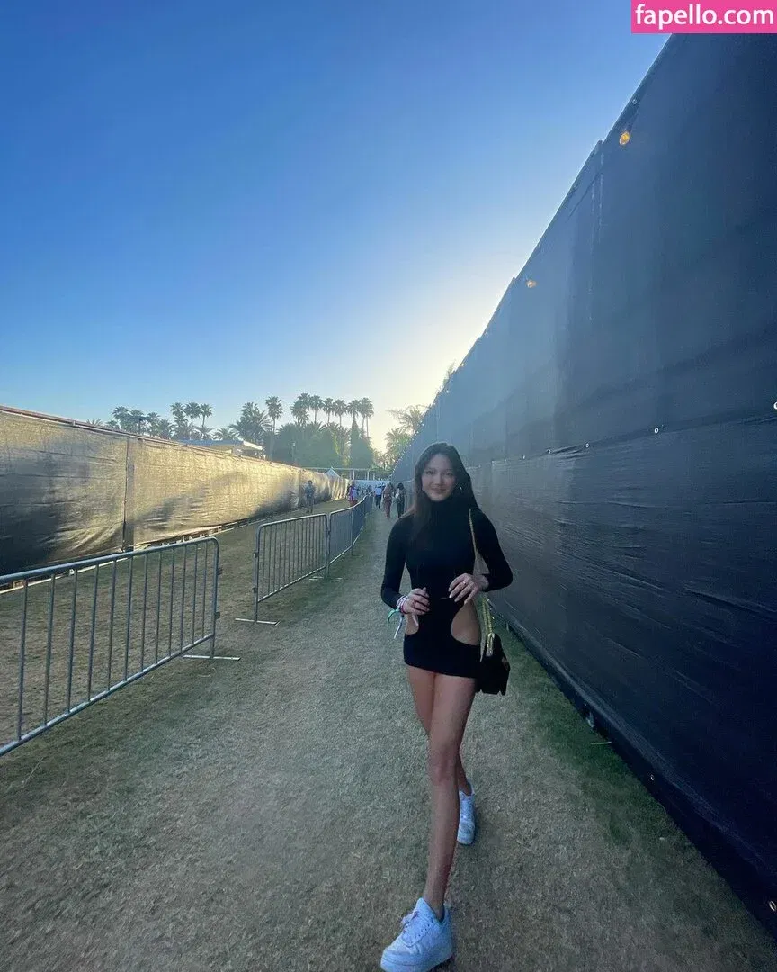 Lily Chee Onlyfans Photo Gallery 