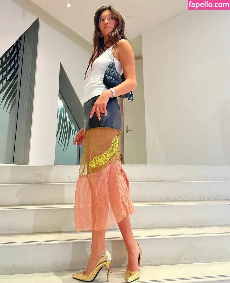 Lily Chee Onlyfans Photo Gallery 