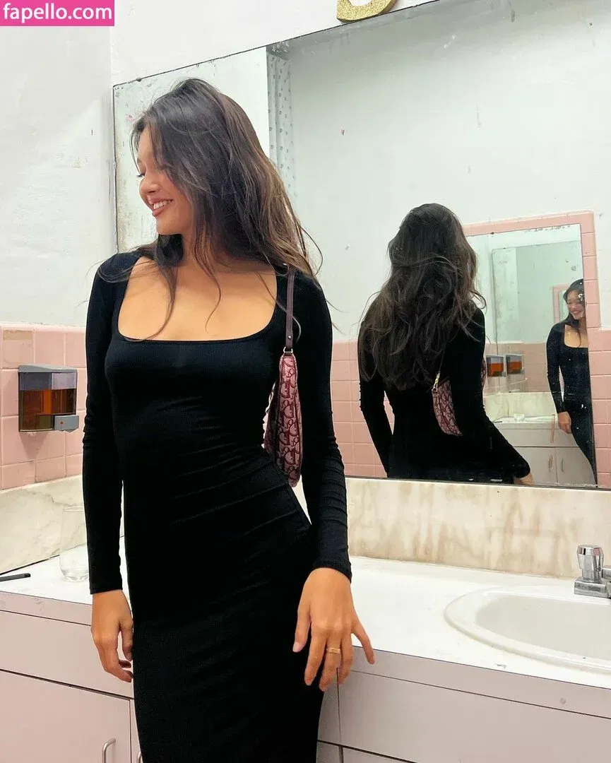 Lily Chee Onlyfans Photo Gallery 