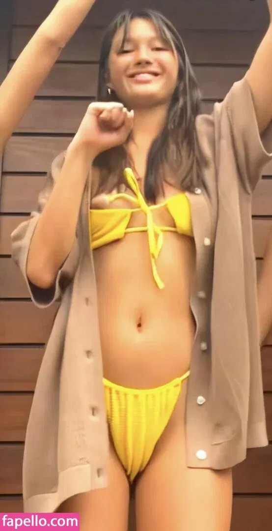 Lily Chee Onlyfans Photo Gallery 