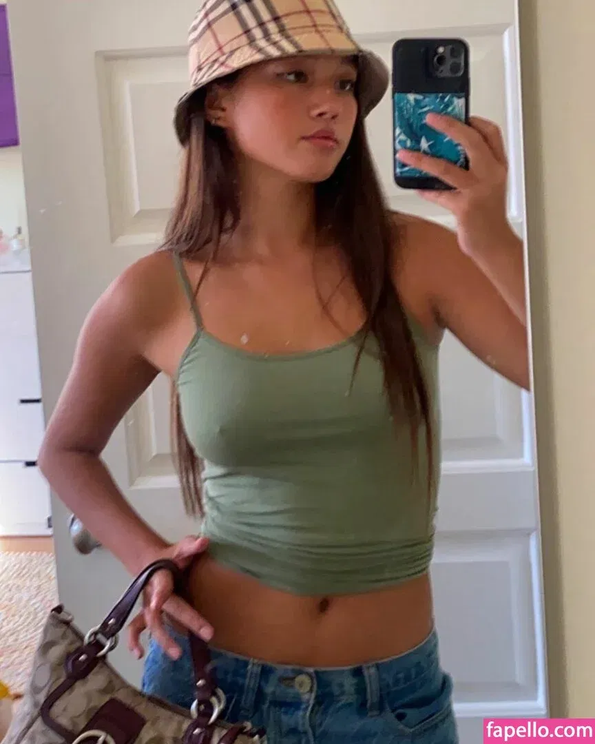 Lily Chee Onlyfans Photo Gallery 