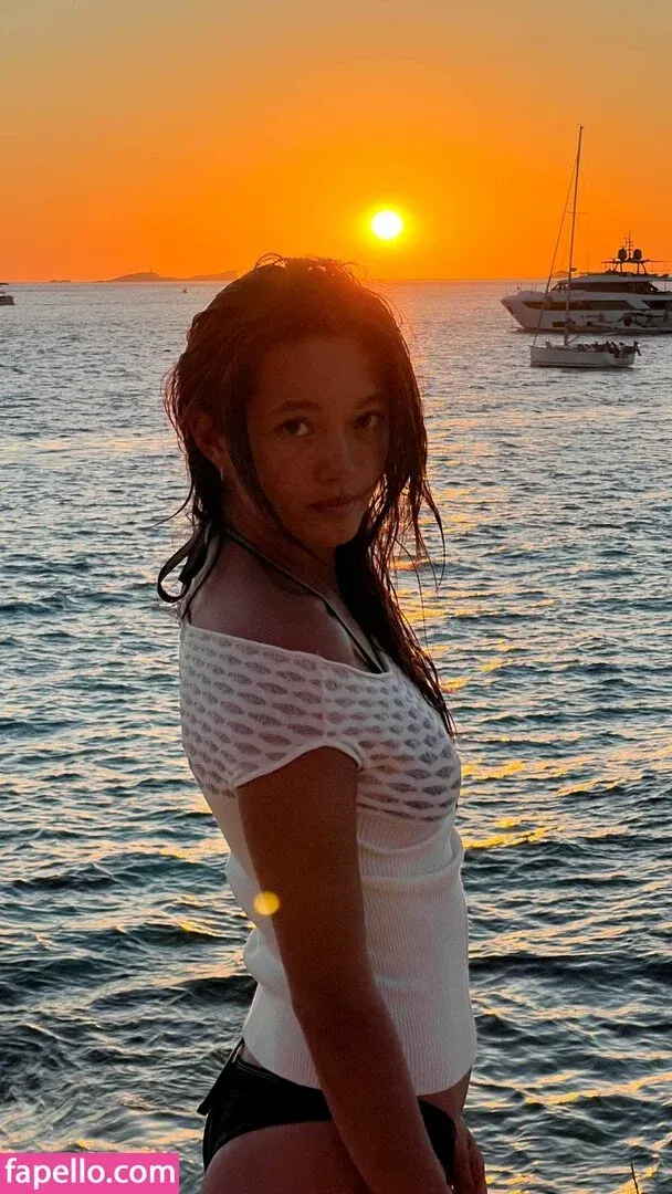 Lily Chee Onlyfans Photo Gallery 