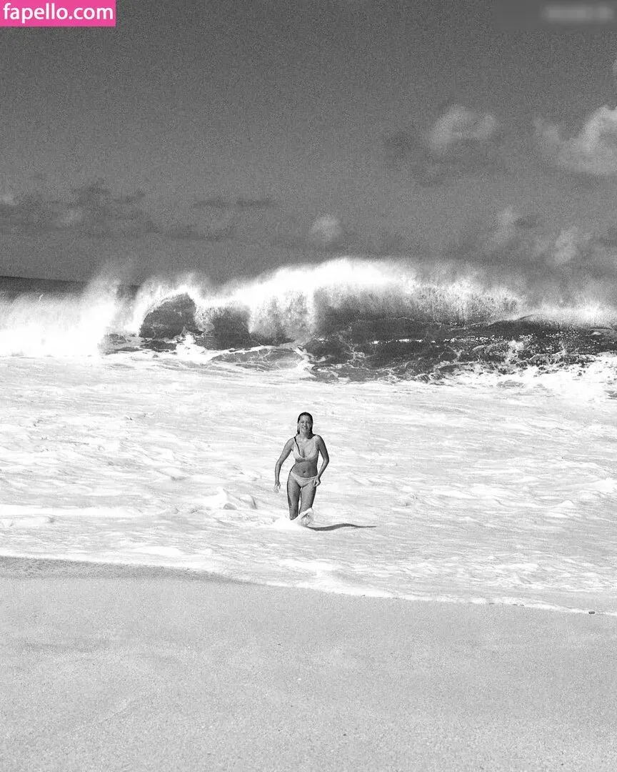 Lily Chee Onlyfans Photo Gallery 