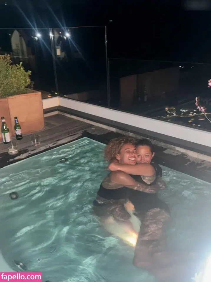 Lily Chee Onlyfans Photo Gallery 