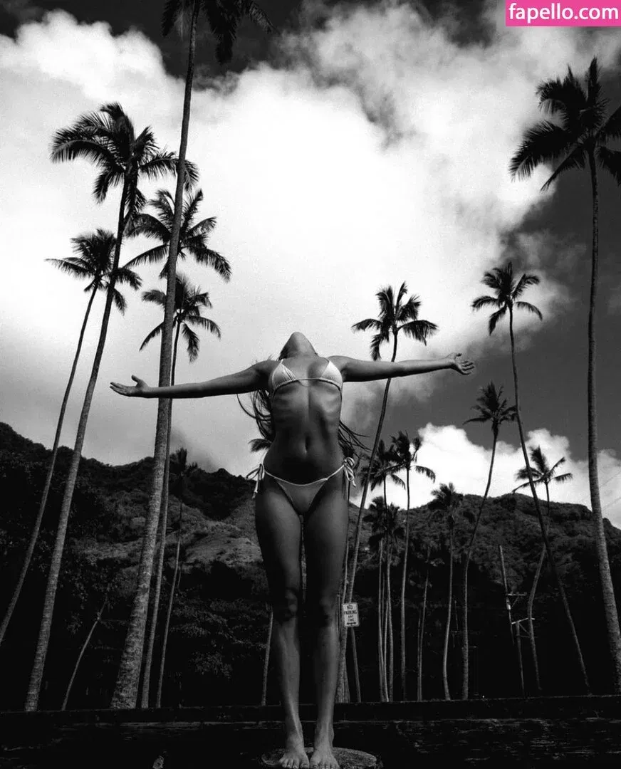 Lily Chee Onlyfans Photo Gallery 