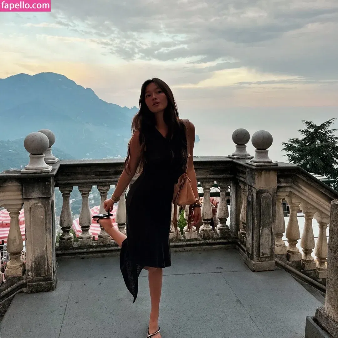 Lily Chee Onlyfans Photo Gallery 