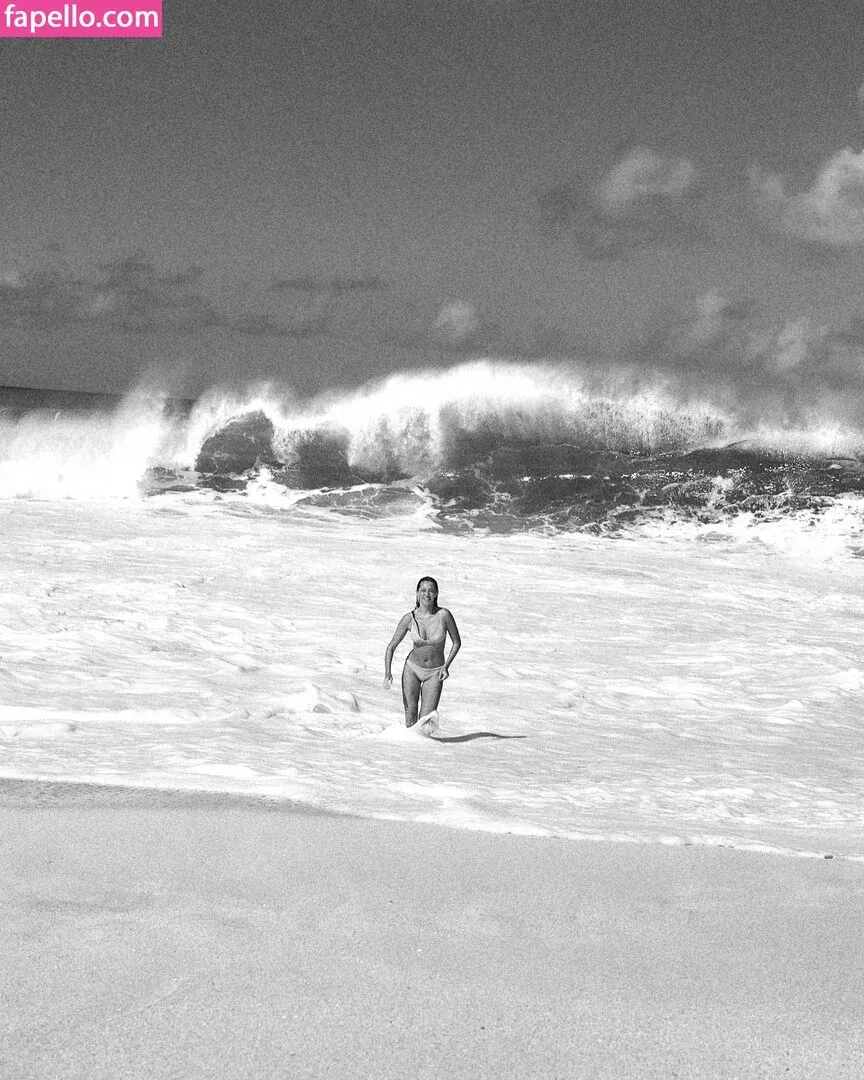 Lily Chee Onlyfans Photo Gallery 