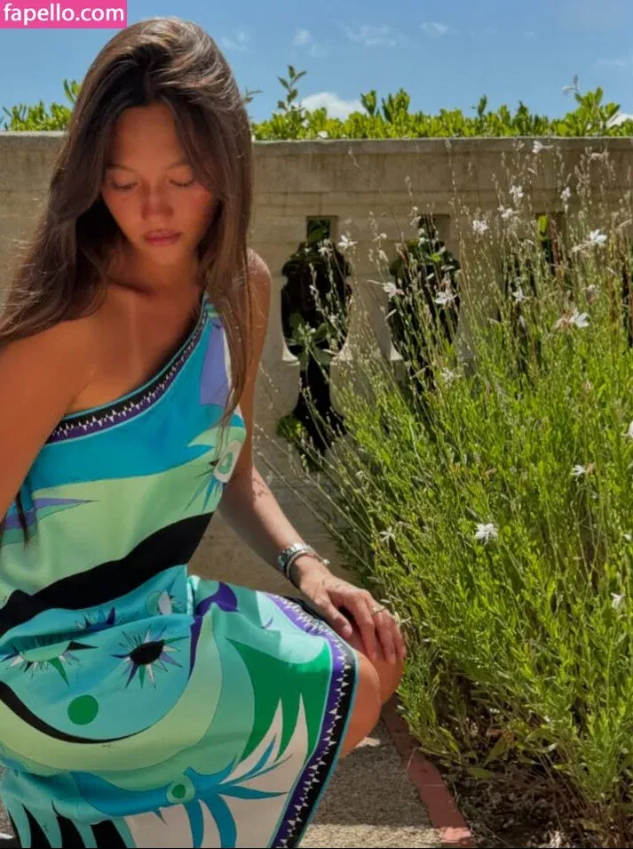 Lily Chee Onlyfans Photo Gallery 